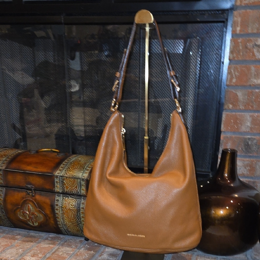 Michael Kors Acorn (Tan) Leather Hobo Bag - Picture 2 of 13